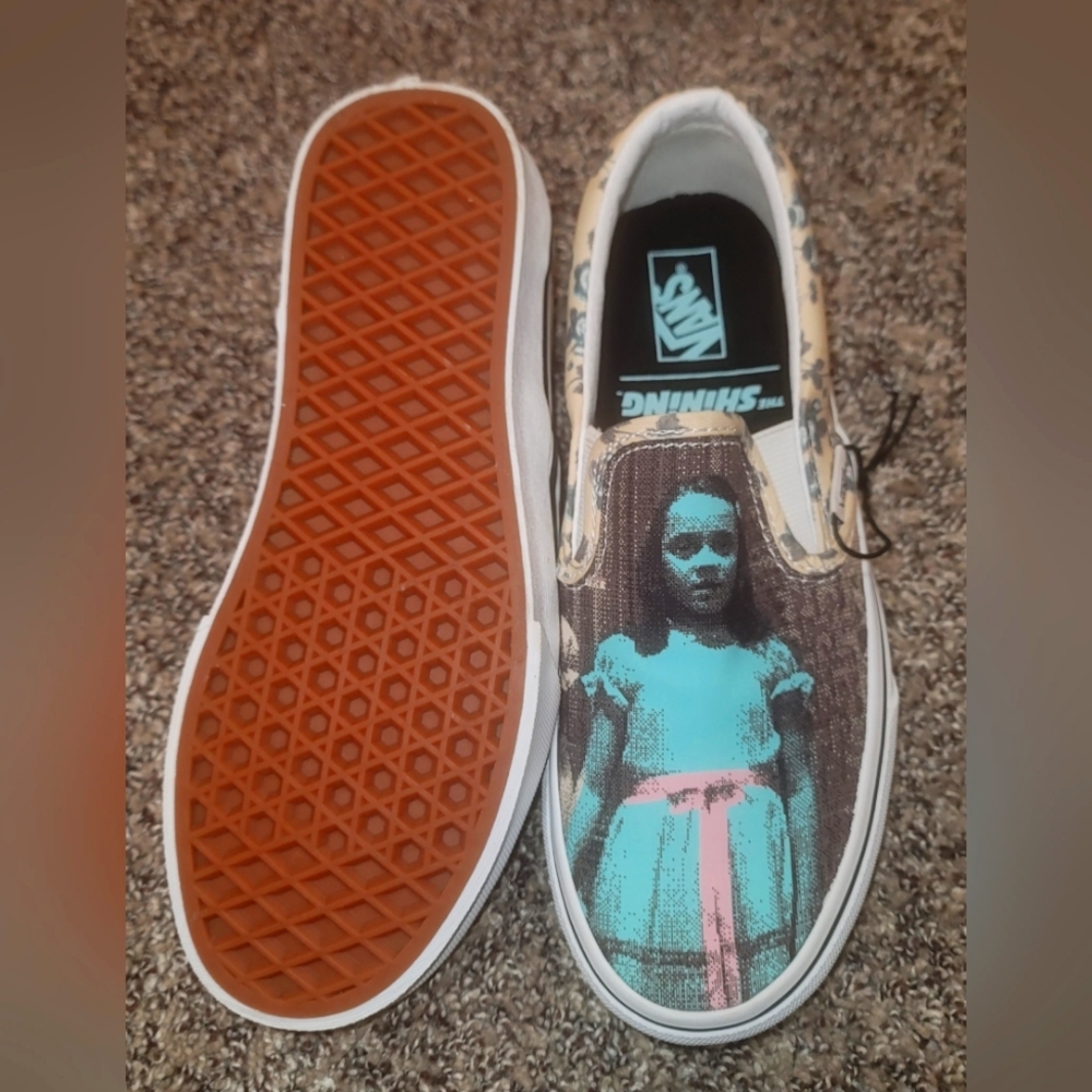 Shining twins vans size 4.5 new